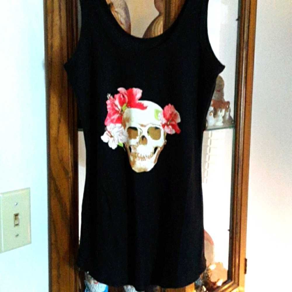 Skull tank top